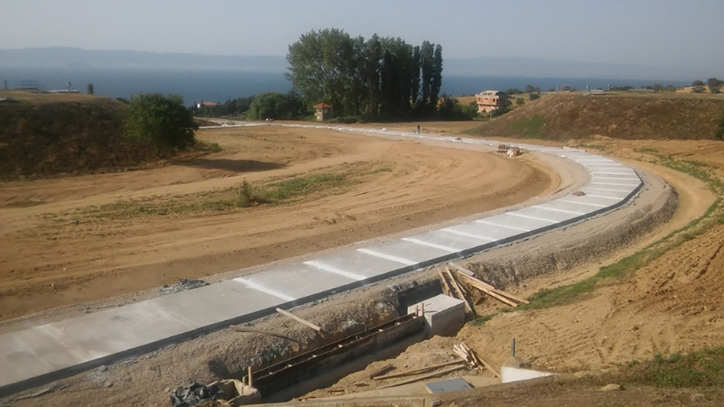 Çorlu Ve Saros Tank Çiftliklerinde Tank Bağlantı Yolları Yapılması Ve Muhtelif Restorasyon İşleri
